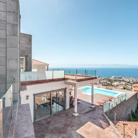Stunning Casa Bella Vista アデヘ